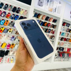 17 pro max 256gb unlocked