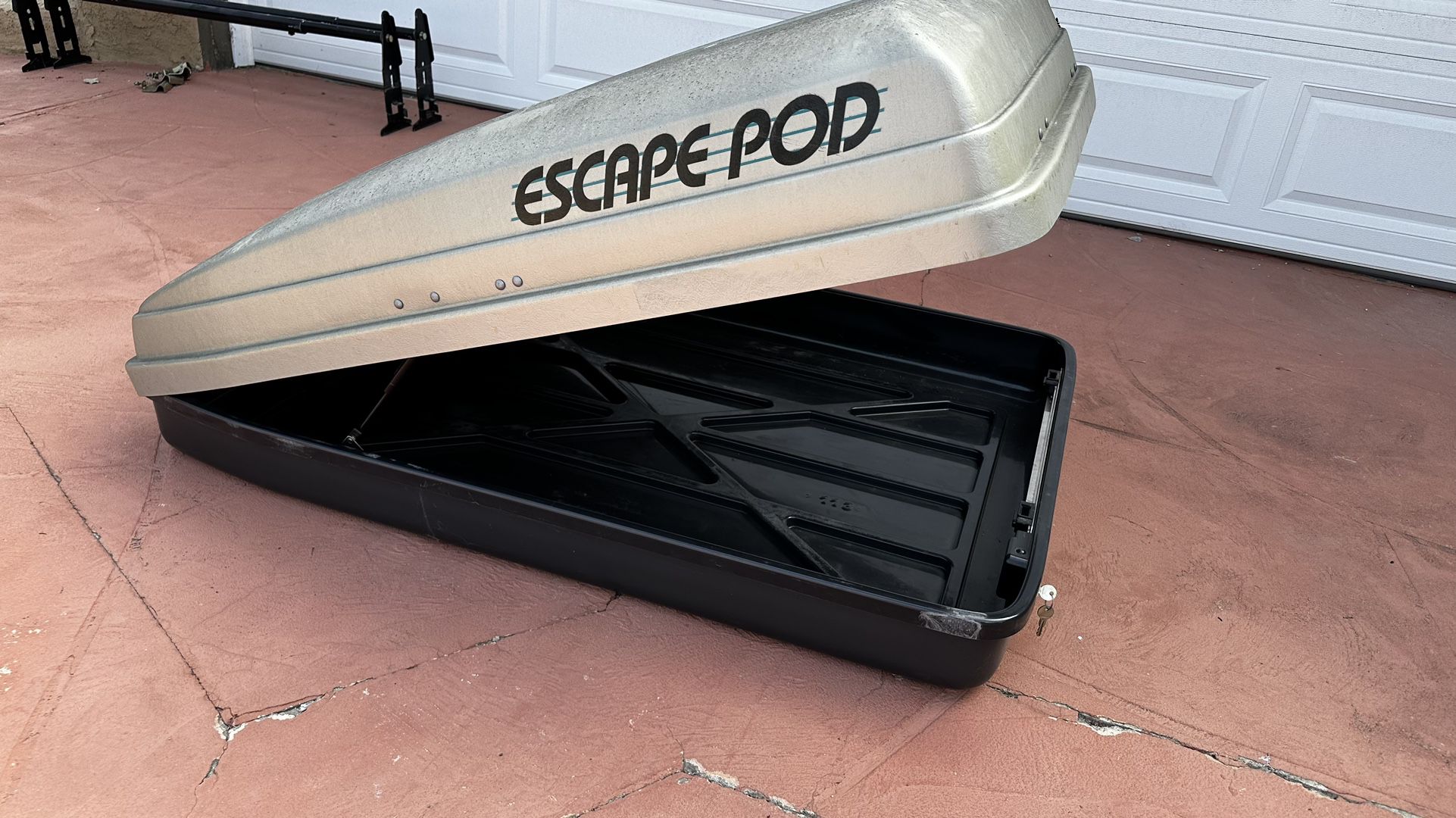Escape Pod Roof Rack Box