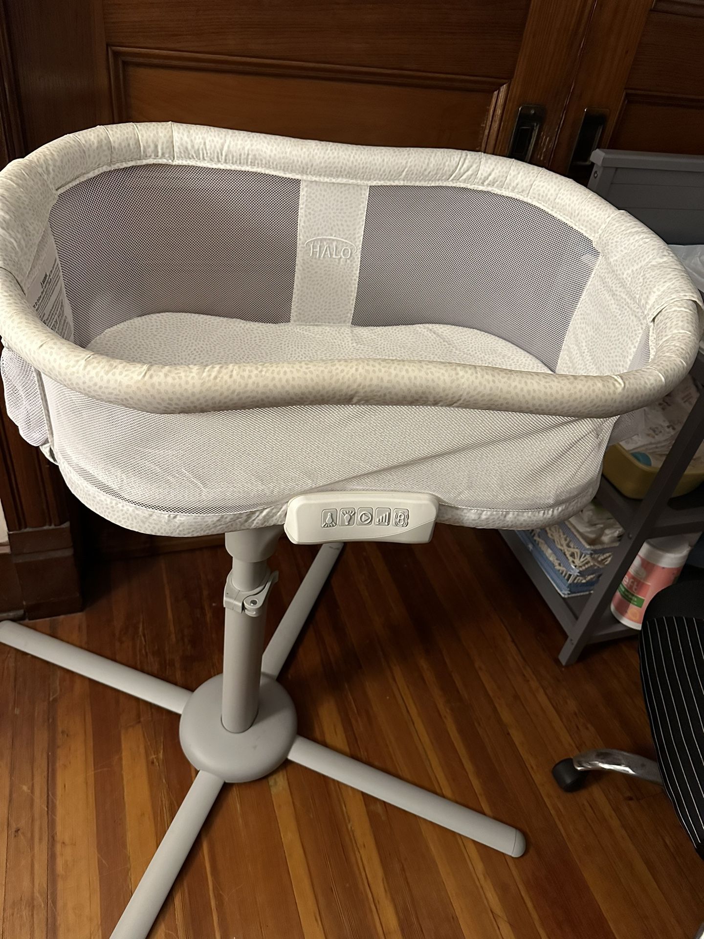 HALO BASSINEST PREMIERE SERIES VIBRATING BASSINET
