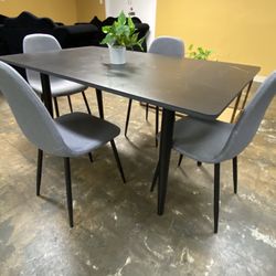 Free Delivery! Mid-Century Modern Dining Set