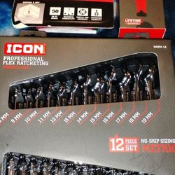 Locking Flex Head And Ratchet Pizza 35 Piece And Professional Flex Ratcheting Rent Set 8 To 19 Mm Extra Long