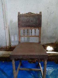 Antique Leather Barouqe Style Chair