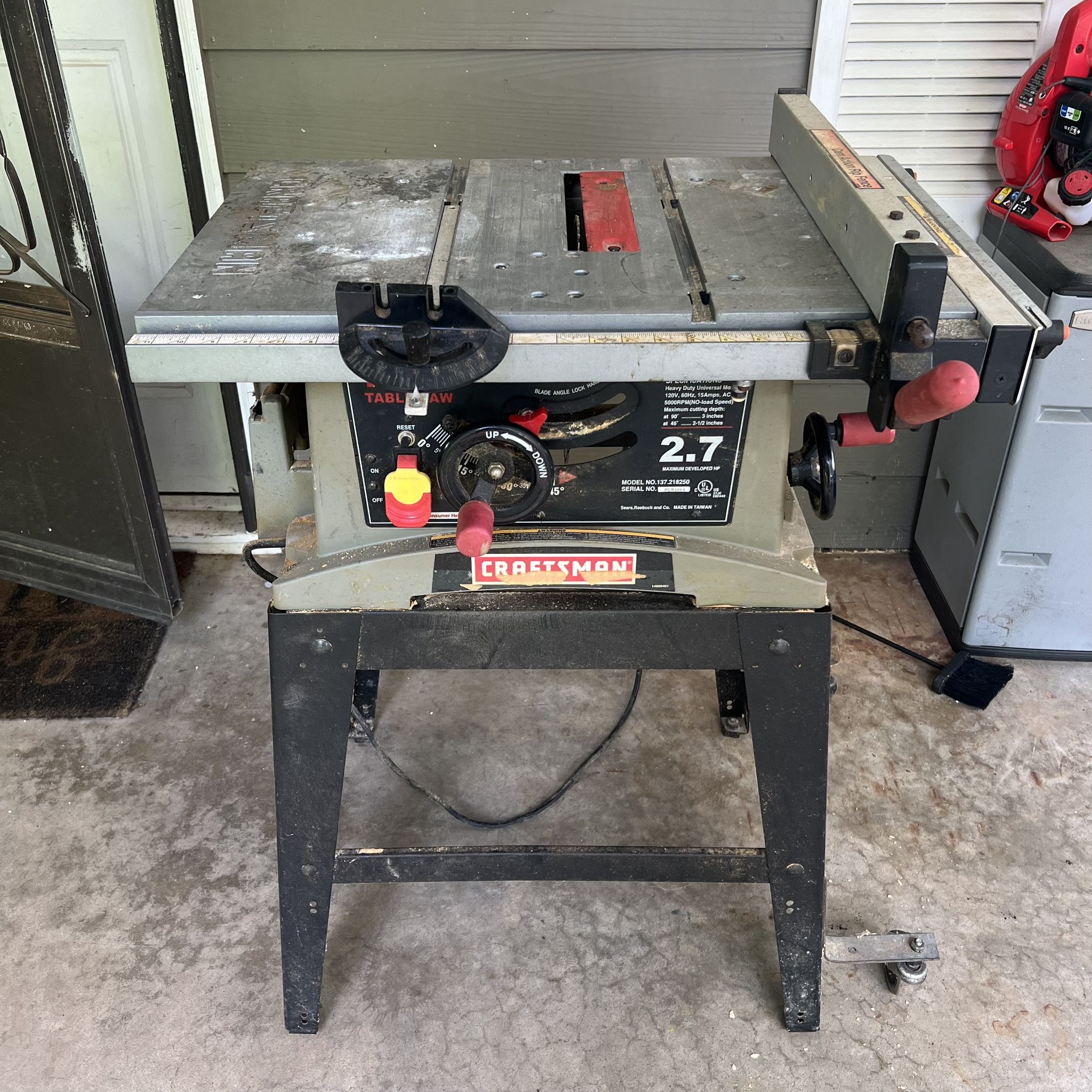 Vintage Craftsman 10 inch Table Saw 120V 2.7 HP Model 137.218250