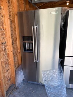 Kitchen aid refrigerator