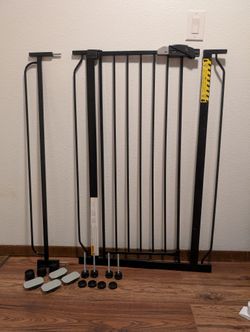 Regalo Extra Tall Safety Gate For Pets And Kids