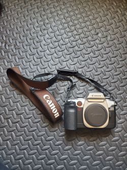 Canon EOS Elan II camera body