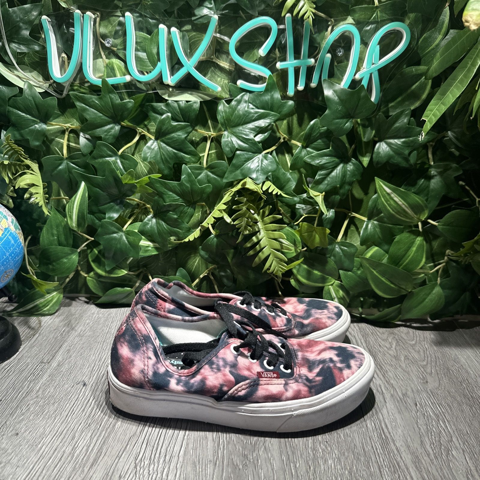 Vans Comfycush Women Size 6 Shoes