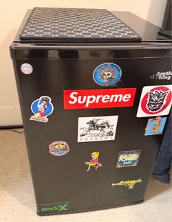 Arctic King Mini Fridge Black with Stickers