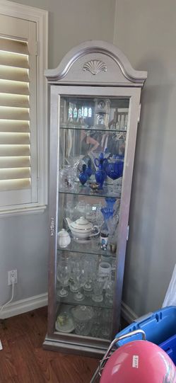 Cabinet with glass