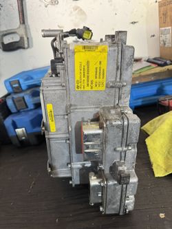 2011-2015 Kia Optima Hybrid / Hyundai Sonata Hybrid  Dc Synergy Drive Power Inverter  Used , great running condition , no issues.  366003D014 366103D0