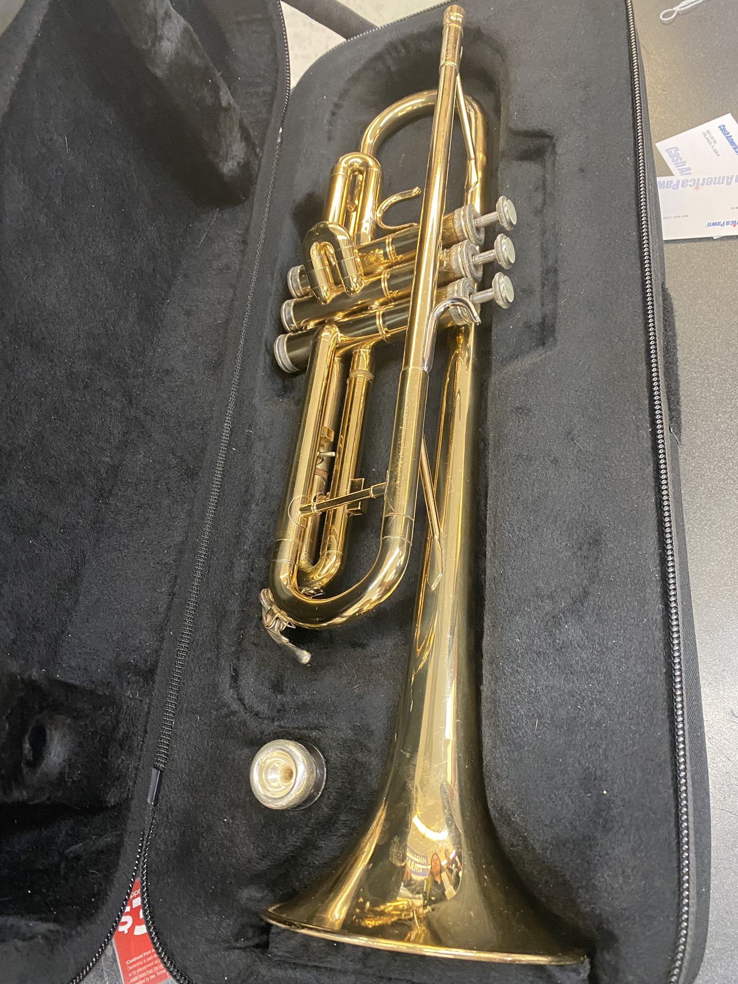 Holton Trumpet Gold 