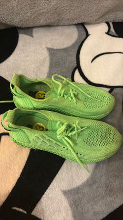 Kids Tennis Shoes