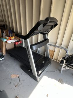 Nordic Track Elite 3700 Treadmill for Sale in Virginia Beach VA OfferUp