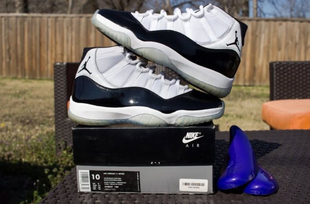 Jordan 11 “Concord” – Size 10 – OG All ⚪️⚫️