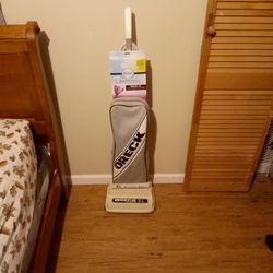 Oreck XL Classic Vacuum Cleaner