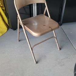 folding chair 