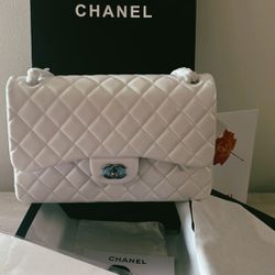 Chanel Jumbo Handbag