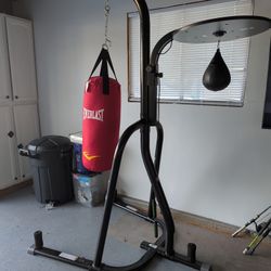 Boxing Stand