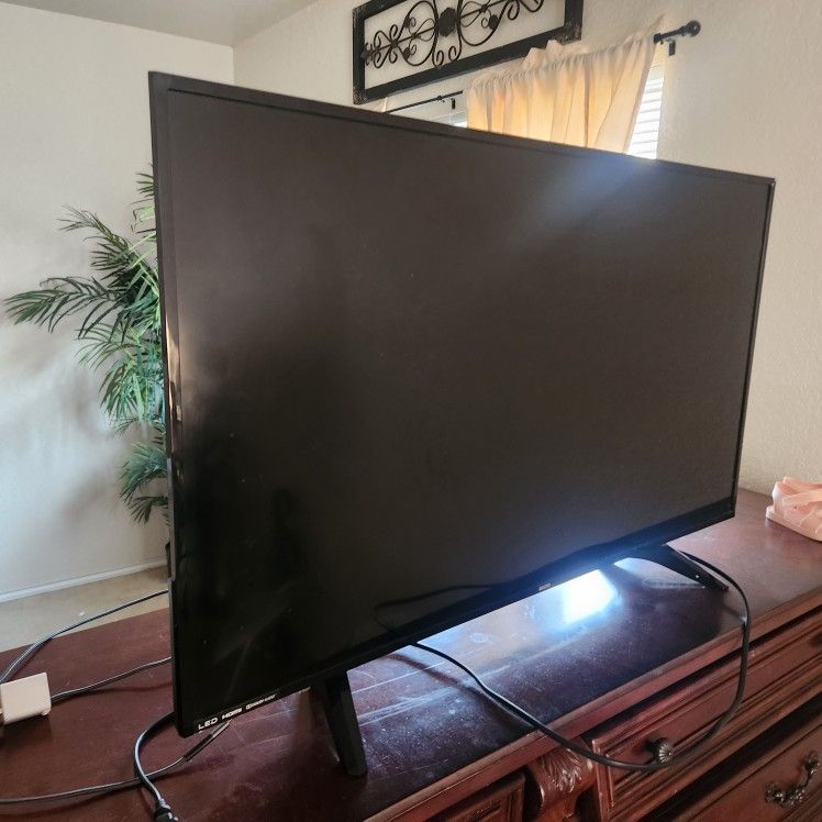 Sanyo 40 in LED tv
