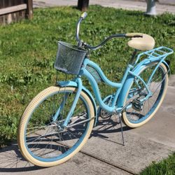 26"×18" Almost New Beach Cruiser Bike With Basket & Carrier 