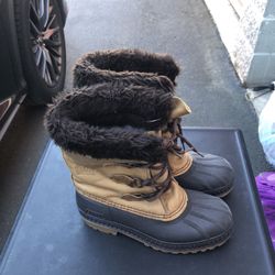 Sorel Badger women’s Tan Black Leather Snow Boots Size 4