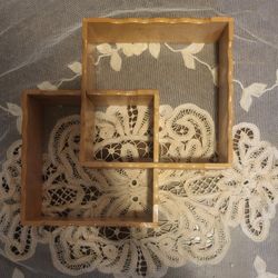 Vintage Shelves 