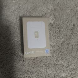 Ubiquiti Networks UniFi UTR-US Travel Router Wireless Wi-Fi White