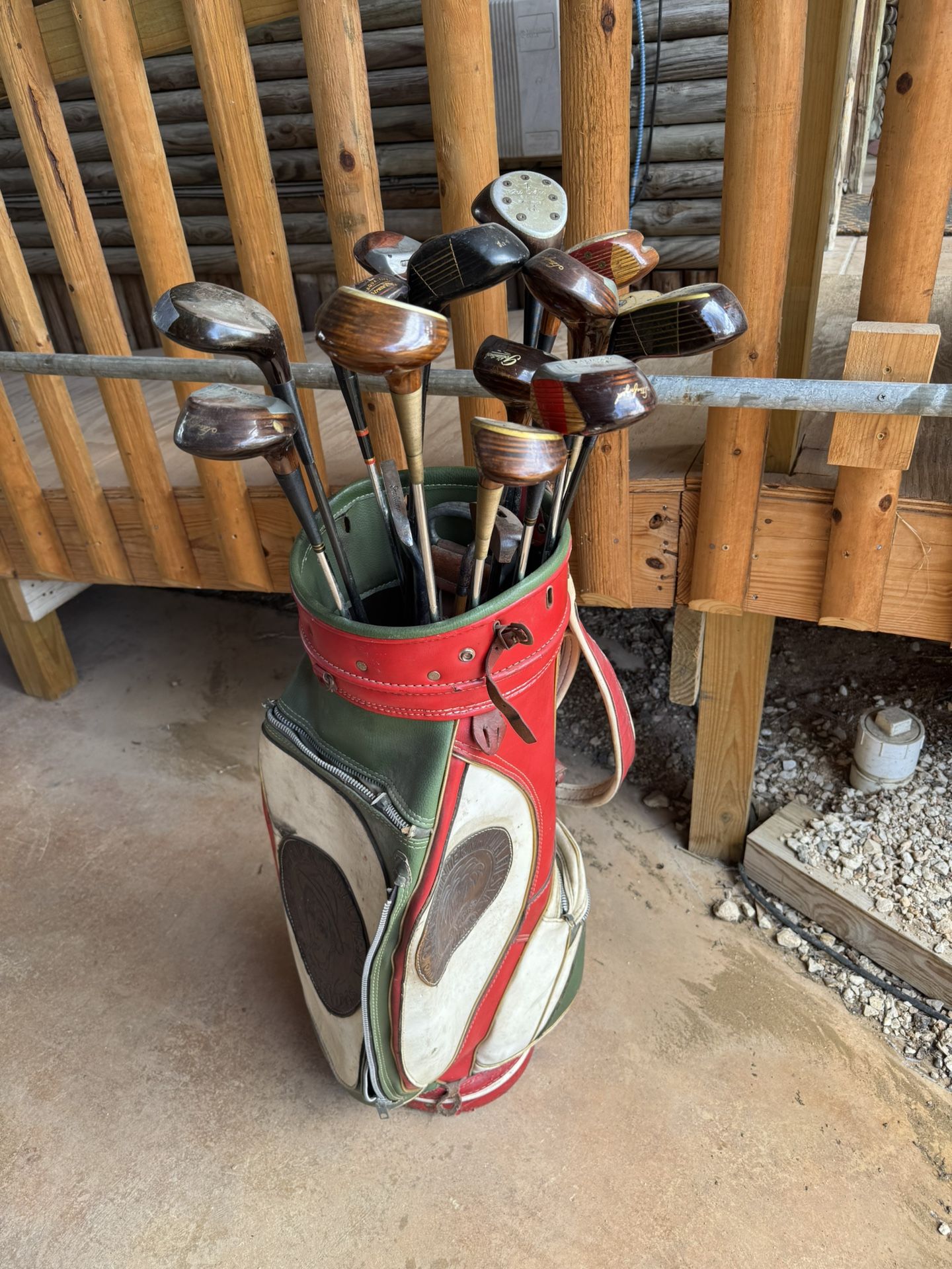 Classic Bag And Clubs