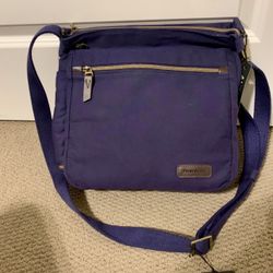 Travelon Anti-Theft Courier North/South Crossbody bag