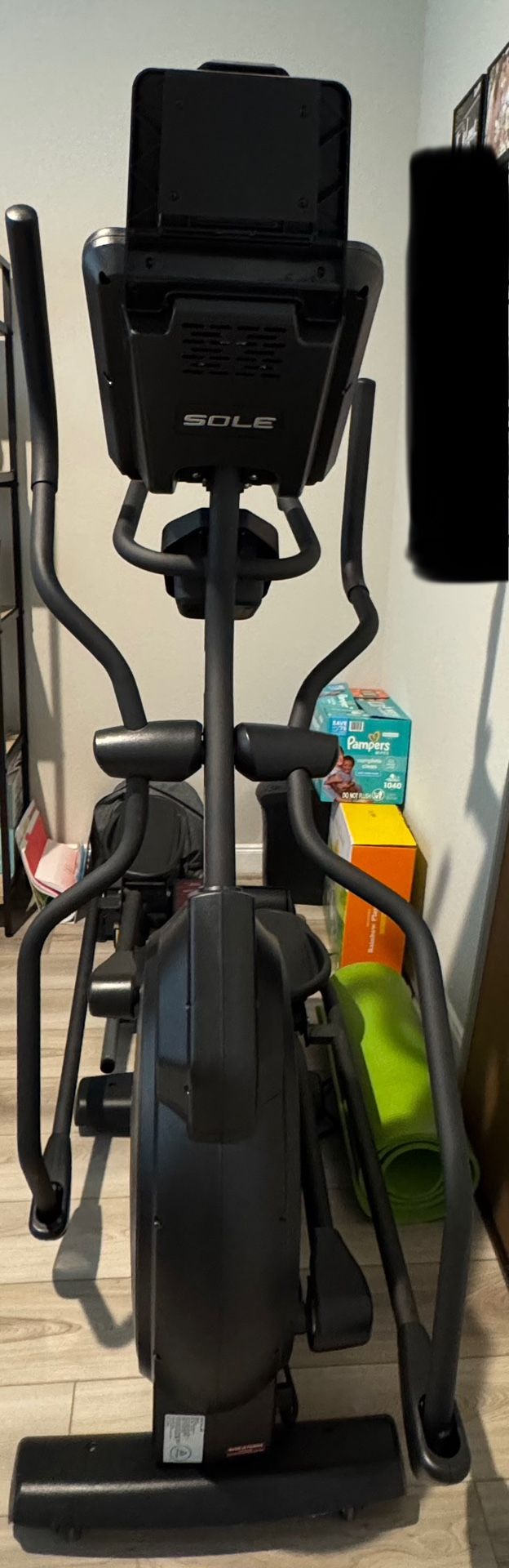 Sole E25 Elliptical Machine 