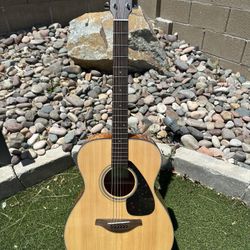 Yamaha FS 800 acoustic Guitar Brand New !