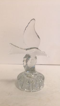 Beautiful 10”Tall x 4”  1040’s Seabird in flight floral frog in excellent condition. 