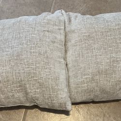 Throw Pillows 