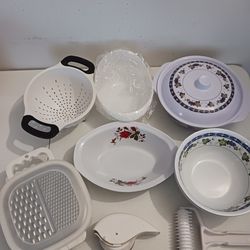 Lot of 10 Kitchen Items