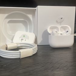 Apple AirPods Pro with Wireless Charging Case - White