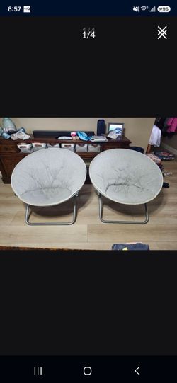 Folding Saucer Chairs