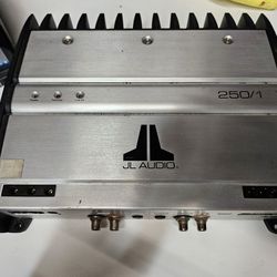 Used JL Audio Amps And W3 Subwoofer