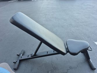 Adjustable  foldable weight bench