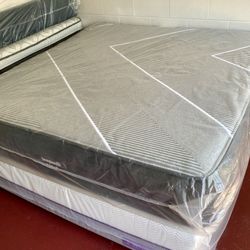 California King Size Mattress BeautyRest Black Hybrid Pillow Top 16” Inches Thick Wrapped in Plastic Direct From Factory Same Day Delivery 