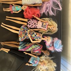 Barbies, Clothes And Outdoor Recreation  Set 
