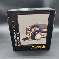 Numark Stereophonic Hi-Fi Headphones DH-30V