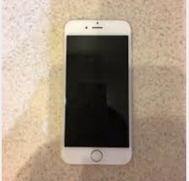 Like new $400 iPhone 6s Plus