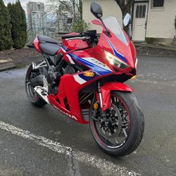 2024 Honda CBR650R eClutch ABS