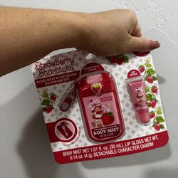 Strawberry Shortcake Body Mist And Gloss Set🍓