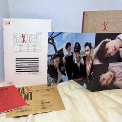 Stray Kids - IN Exclusive Maxident mini album with original inclusions