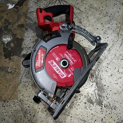 M18 Rear Handle Circular Saw