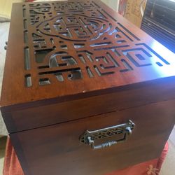 Old Asian Style Box