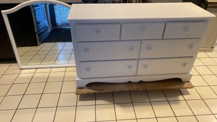Dresser and mirror
