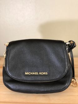 Michael kors crossbody bag