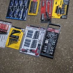 O'Reilly's Tools Ratchet Socket Set Screwdriver Flatheads